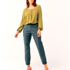 Women's Woven Twill Utility Jogger